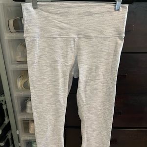 Lululemon high rise legging (wunder under train)
